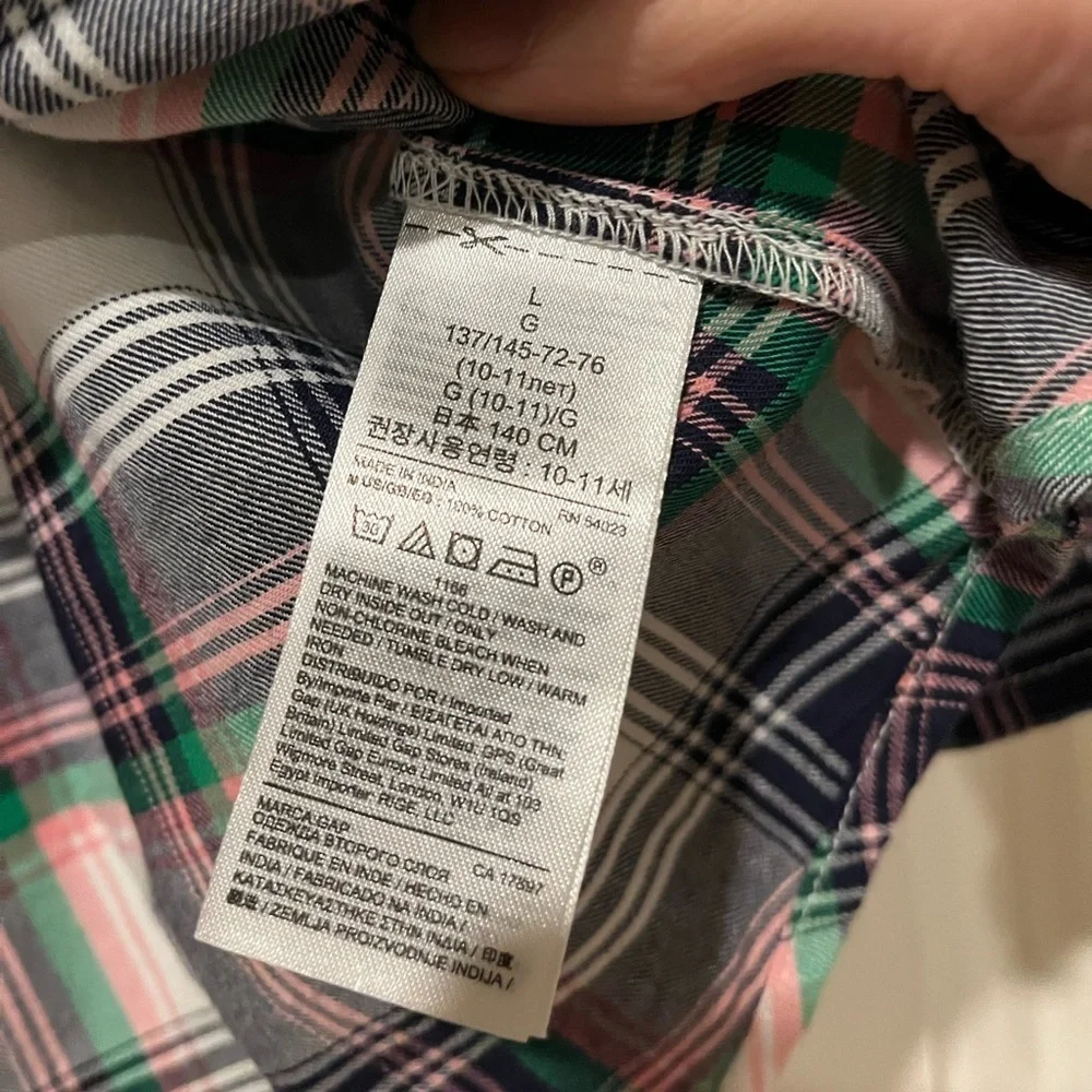 Gap girls button down plaid flannel with flutter sleeves